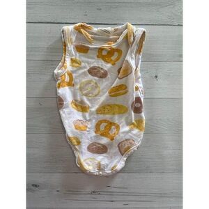 angel dear/spearmint love bakery buddies bodysuit‎ 0-3 months